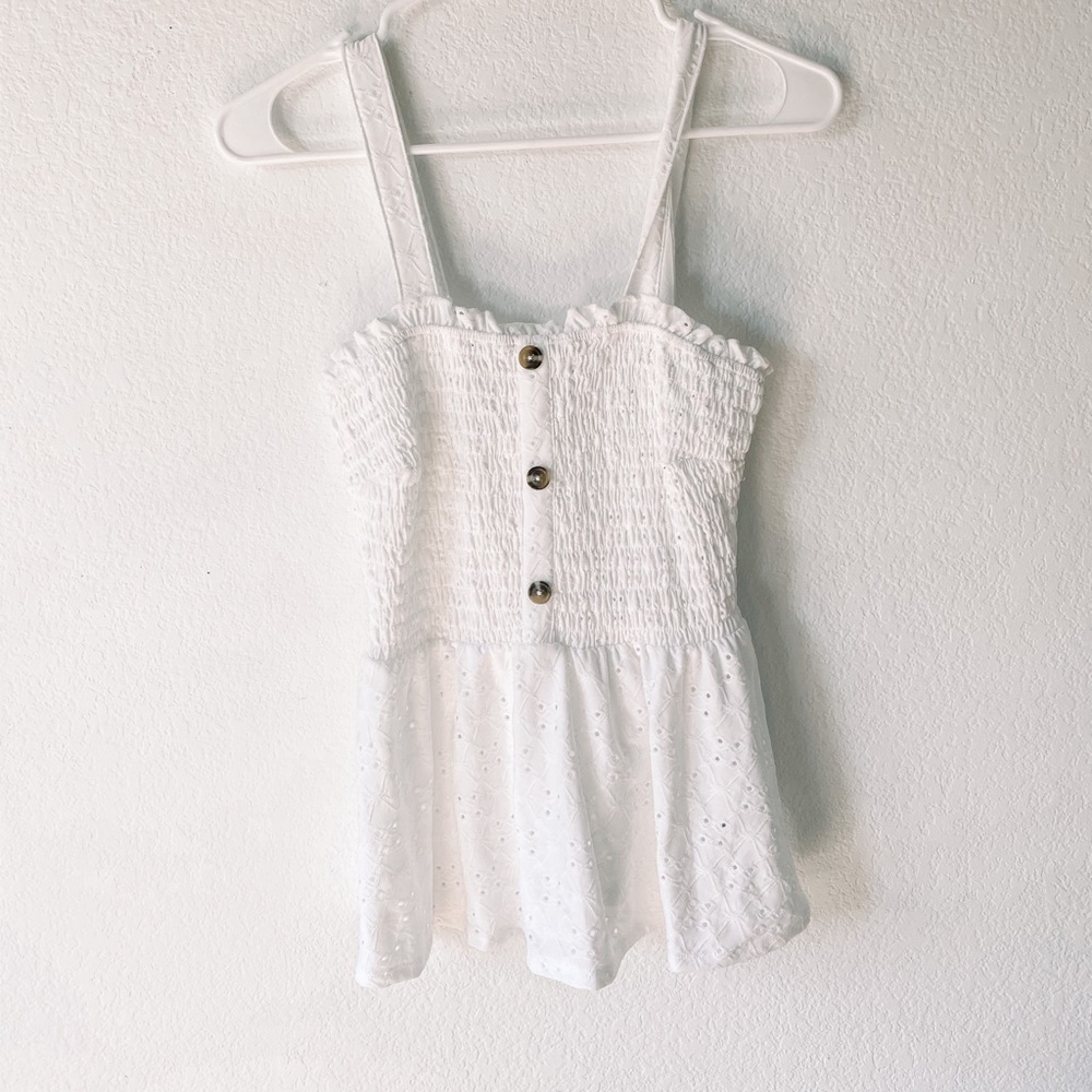 white blouse/ tank top (M)